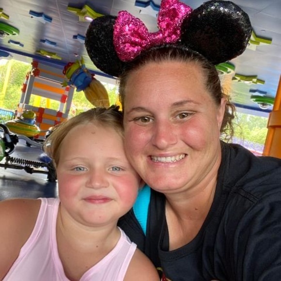 Meet your Posher, Laci - Picture 1 of 1